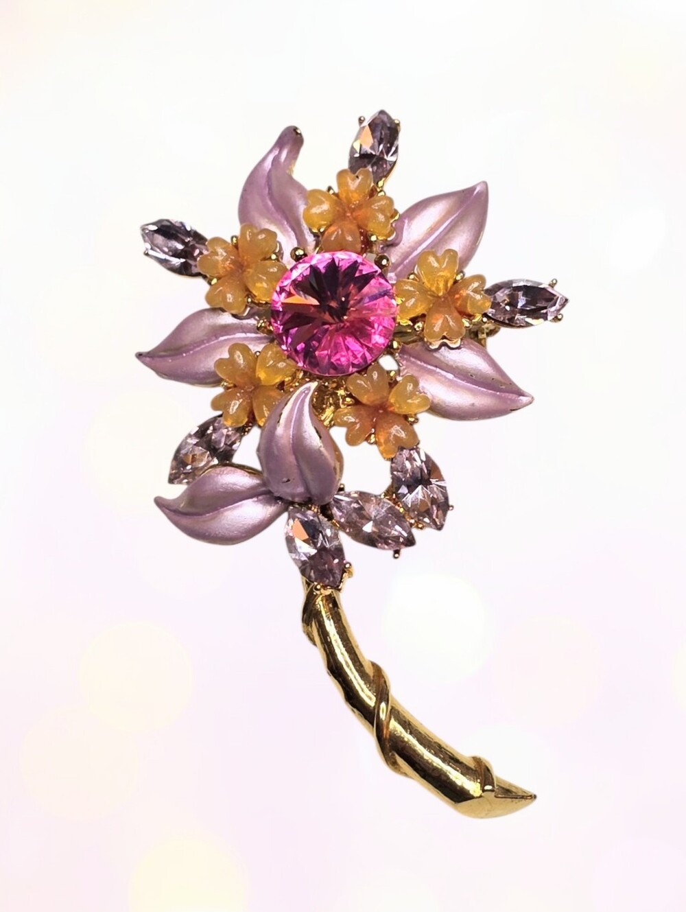 Coro Pagasus Vintage Glass Rhinestones And Enamel Flower Brooch
